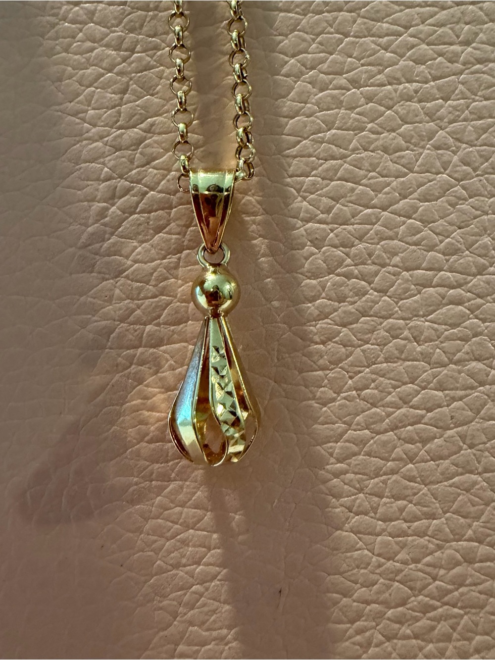 18K Real Saudi Gold Teardrop Pendant Only
